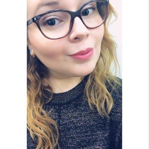 Meet your Posher, Mara